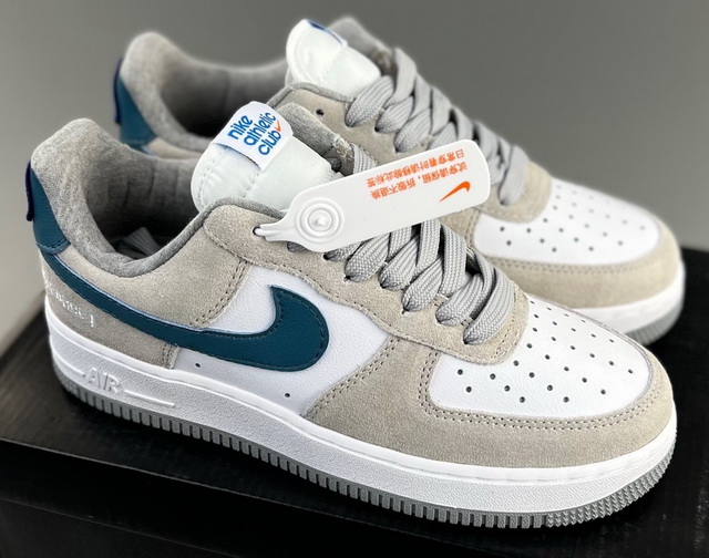 Women Air Force 1 097